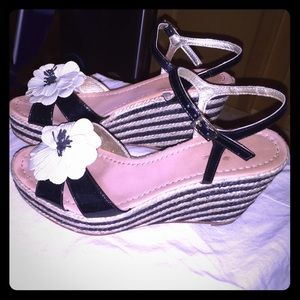 Kate Spade sandals! Hardly worn! Size 9