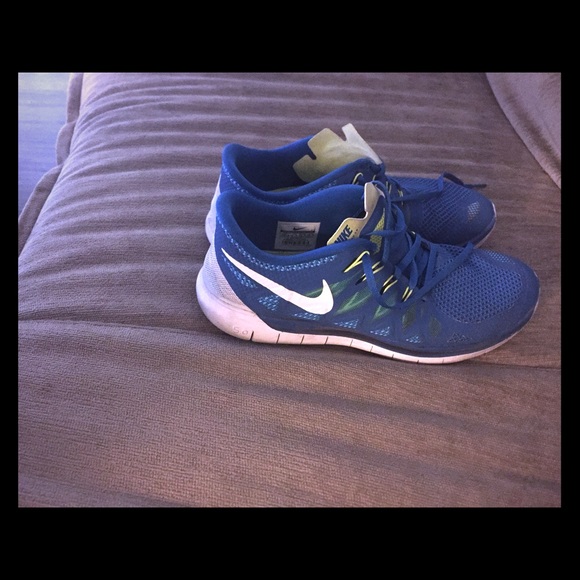 Running shoes - Picture 1 of 1