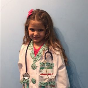 Meet your Posher, Hana