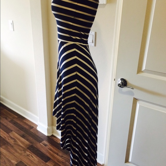 BEBE DRESS - Picture 3 of 4