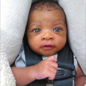 Meet your Posher, Ava