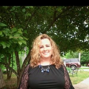 Meet your Posher, Molly