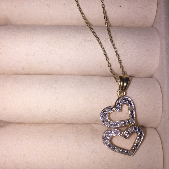 Gold heart necklace