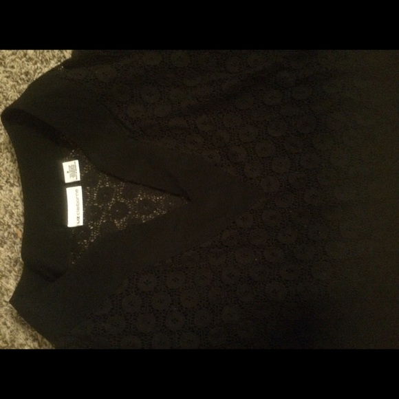 Liz Claiborne lace detail tunic💥final price💥