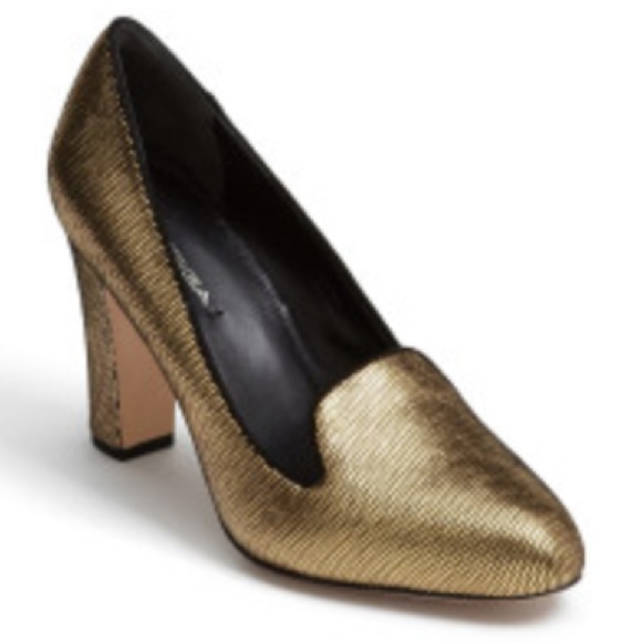 NWOT Via Spiga Lorena Pump, Gold