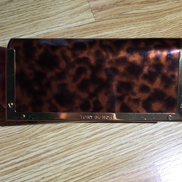 Tory Burch sunglasses case
