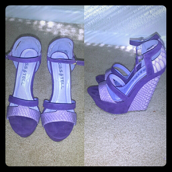 Wedge heels