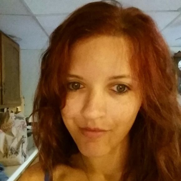 Meet your Posher, Jessica - Picture 1 of 1