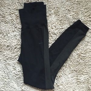 Nike leggings