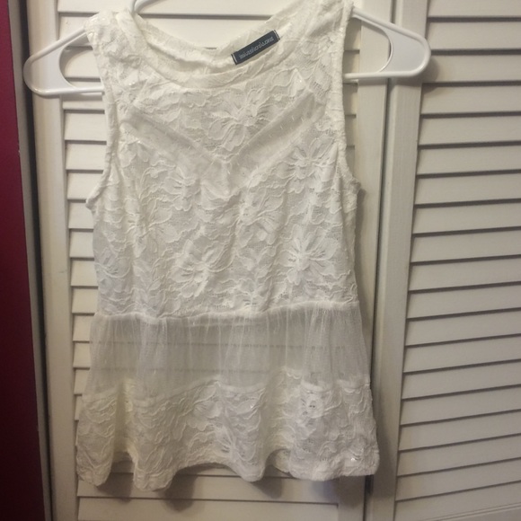 white lace tank ✨