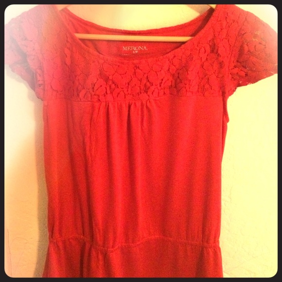 Red Lacey top