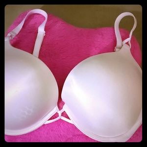 Victoria's Secret Push - Up Bra pretty White💕