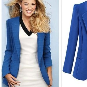 Light blue blazer w/ pretty floral lining :)