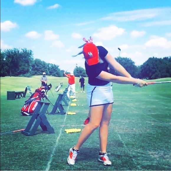 Meet your Posher, Kailey - Picture 1 of 1