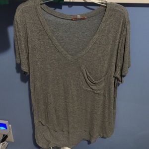 Grey v-neck short sleeve shirt