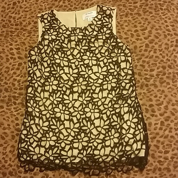 Sleeveless top