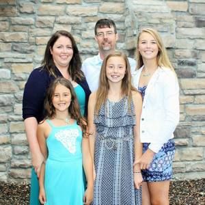 Meet your Posher, Suzanne