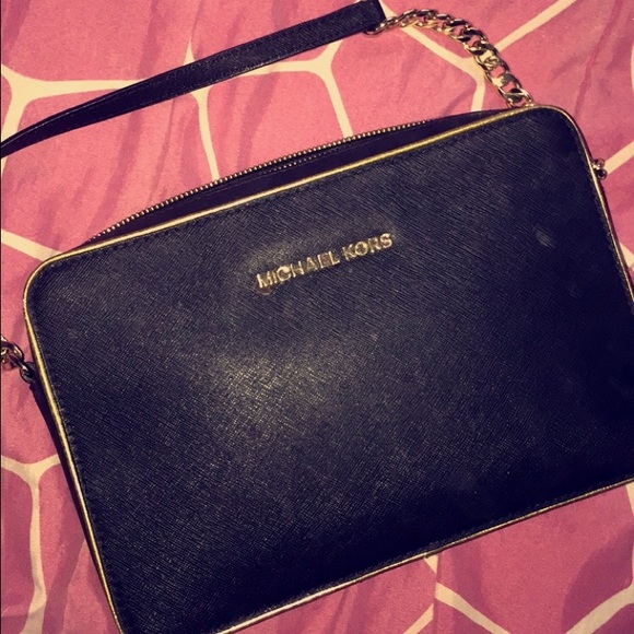 Michael Kors Cross Body Bag