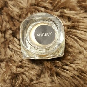 Younique eyeshadow - Angelic