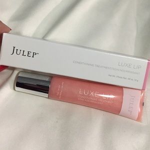 Julep lip gloss in sheer pink