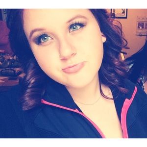 Meet your Posher, Kristin