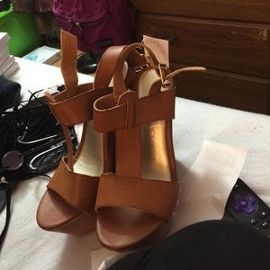 Brown wedges