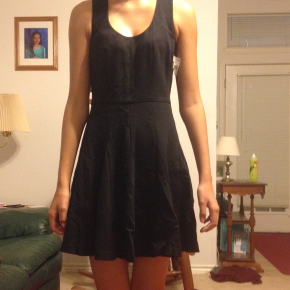 Short black Banana Republic dress