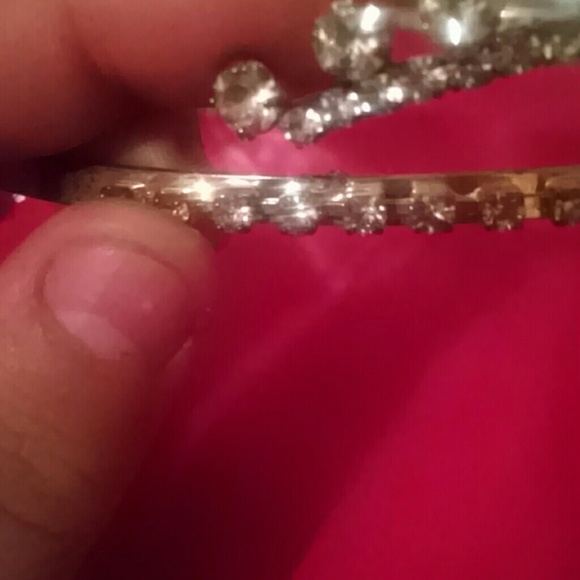 Tiara - Picture 3 of 3