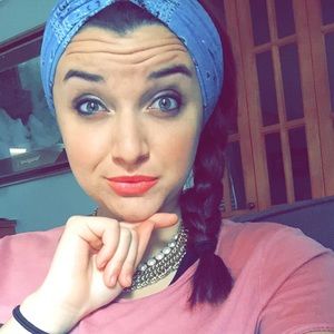 Meet your Posher, Brittany