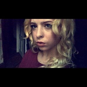 Meet your Posher, Naomi