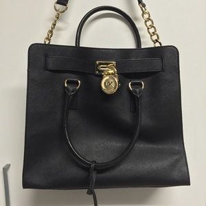 Michael Kore Hamilton Large Saffiano Tote👜👜👜