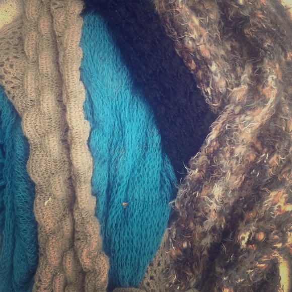 4 scarf lot