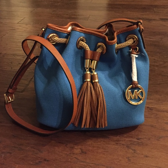 Michael Kors messenger bag