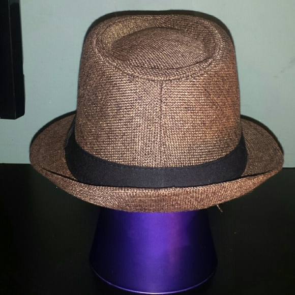 Fedora - Picture 2 of 4