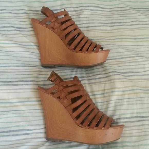 Mossimo Cognac Wedges