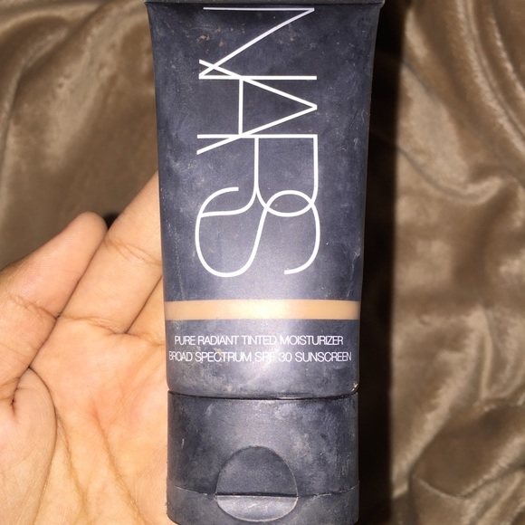 Nars foundation