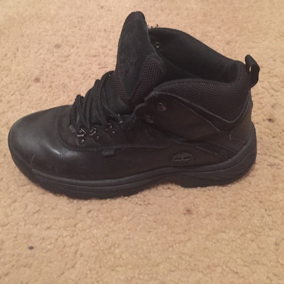 Boots - Picture 2 of 4