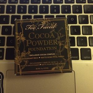 Too faced cocoa powder foundation