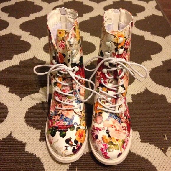 Cute boots