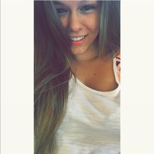 Meet your Posher, Brooke