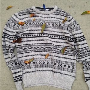 Super cute and cozy sweater 🍂🎃