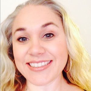 Meet your Posher, Shawna