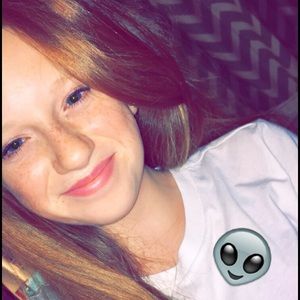 Meet your Posher, Layla