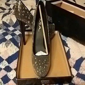 MIA heels