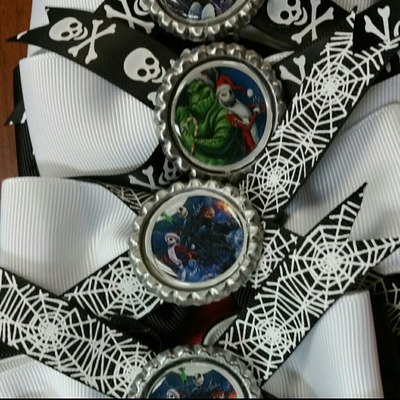 Hair bows