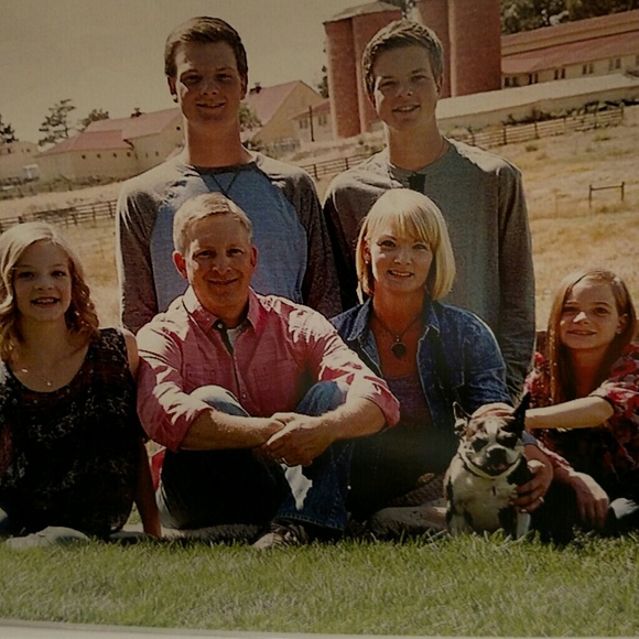 Meet your Posher, Becki - Picture 1 of 1