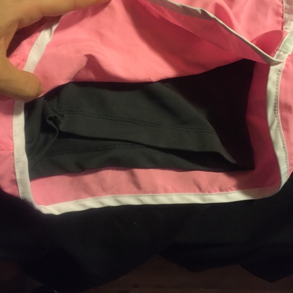 Nike running shorts - Picture 3 of 3