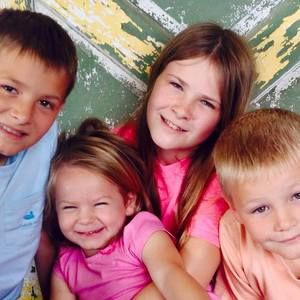 Meet your Posher, Shea