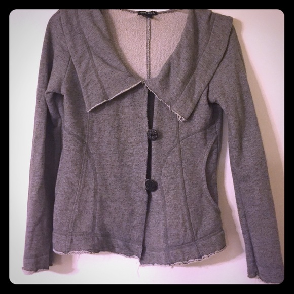 Distressed Sweatshirt 🔥MAKE AN OFFER🔥