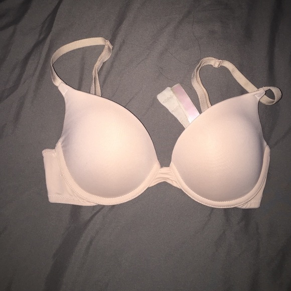 Nude Victoria's Secret bra size 32C